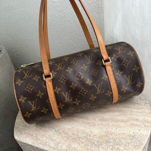 Authentic Louis Vuitton Papillon 30 Monogram Bag